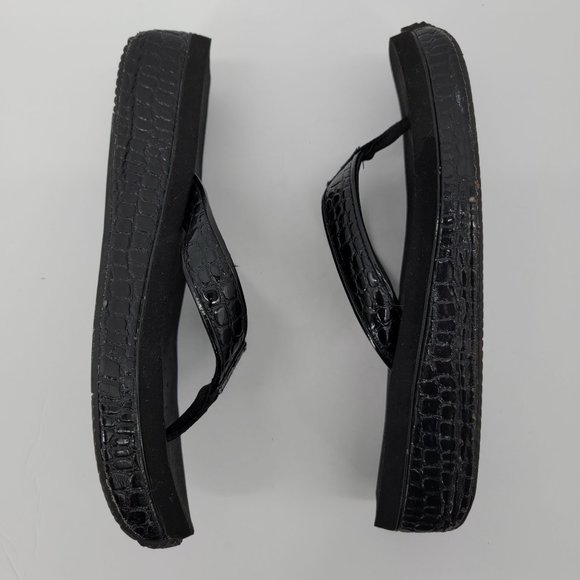 Volatile Size 10 Thong Sandals Womens Crocodile Print Flip Flops Wedge Black - Picture 3 of 8
